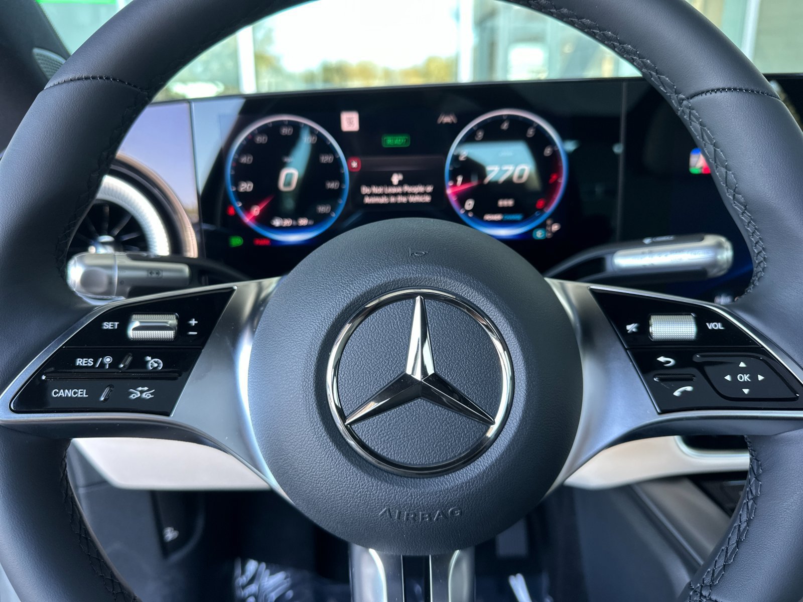 New 2027 Polar White Mercedes-Benz 220 image 23