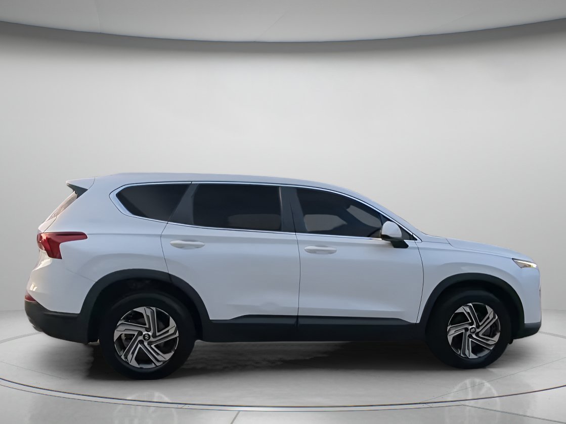 Used 2021 Quartz White Hyundai SE image 30