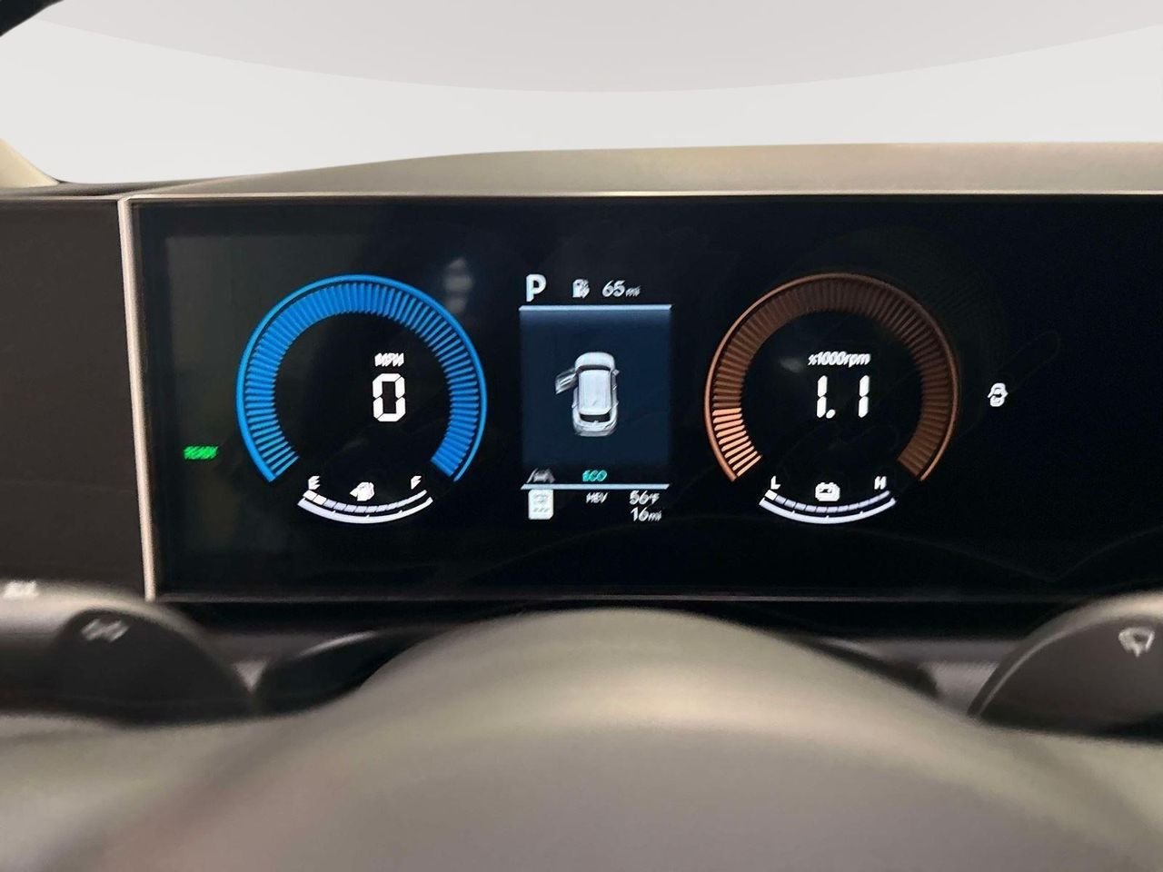 New 2025 Creamy White Pearl Hyundai SEL image 58