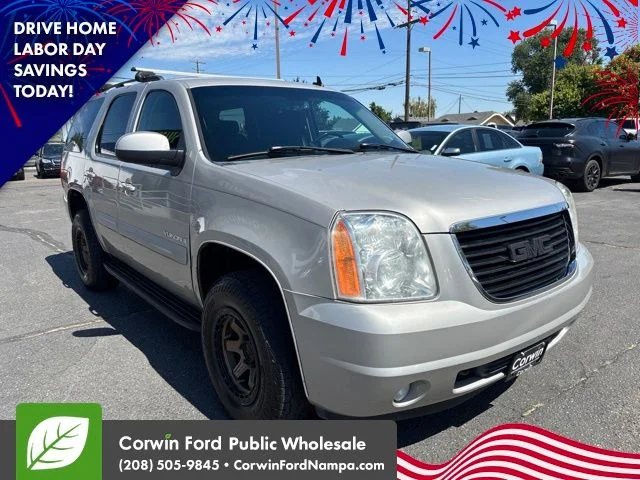 Used 2008 Silver Birch Metallic GMC  image 3