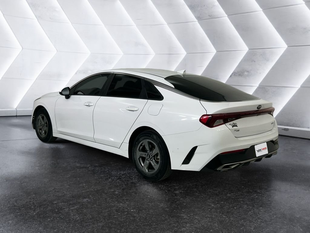 Used 2021 White Kia LXS image 6