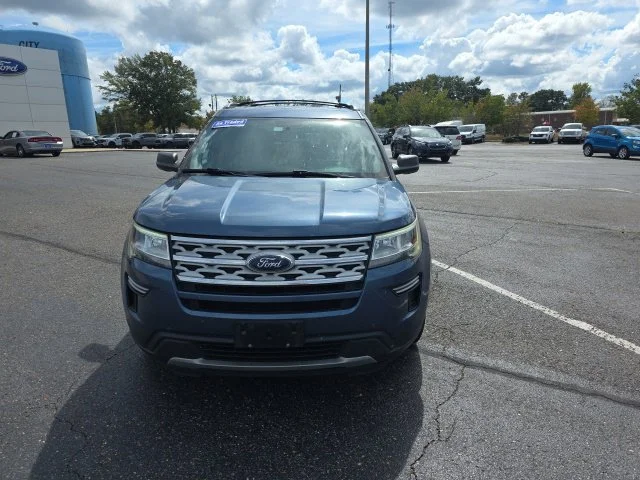 Used 2018 Blue Ford XLT image 8