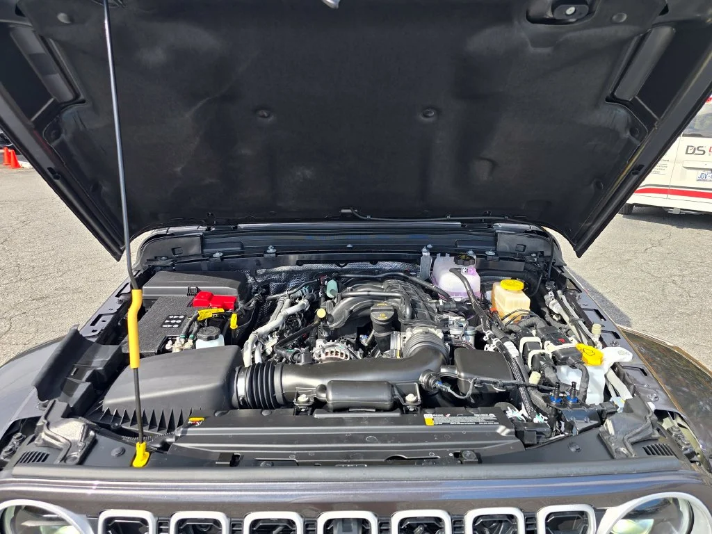 New 2027 Gray Jeep Sahara image 22