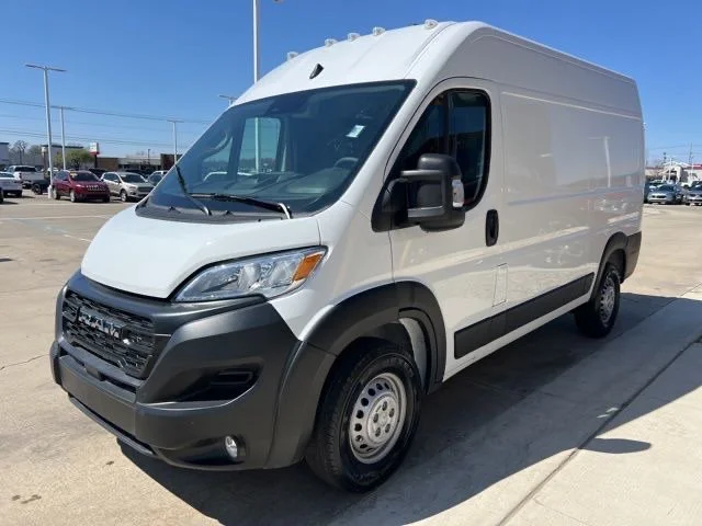 Used 2025 White Ram High Roof image 7