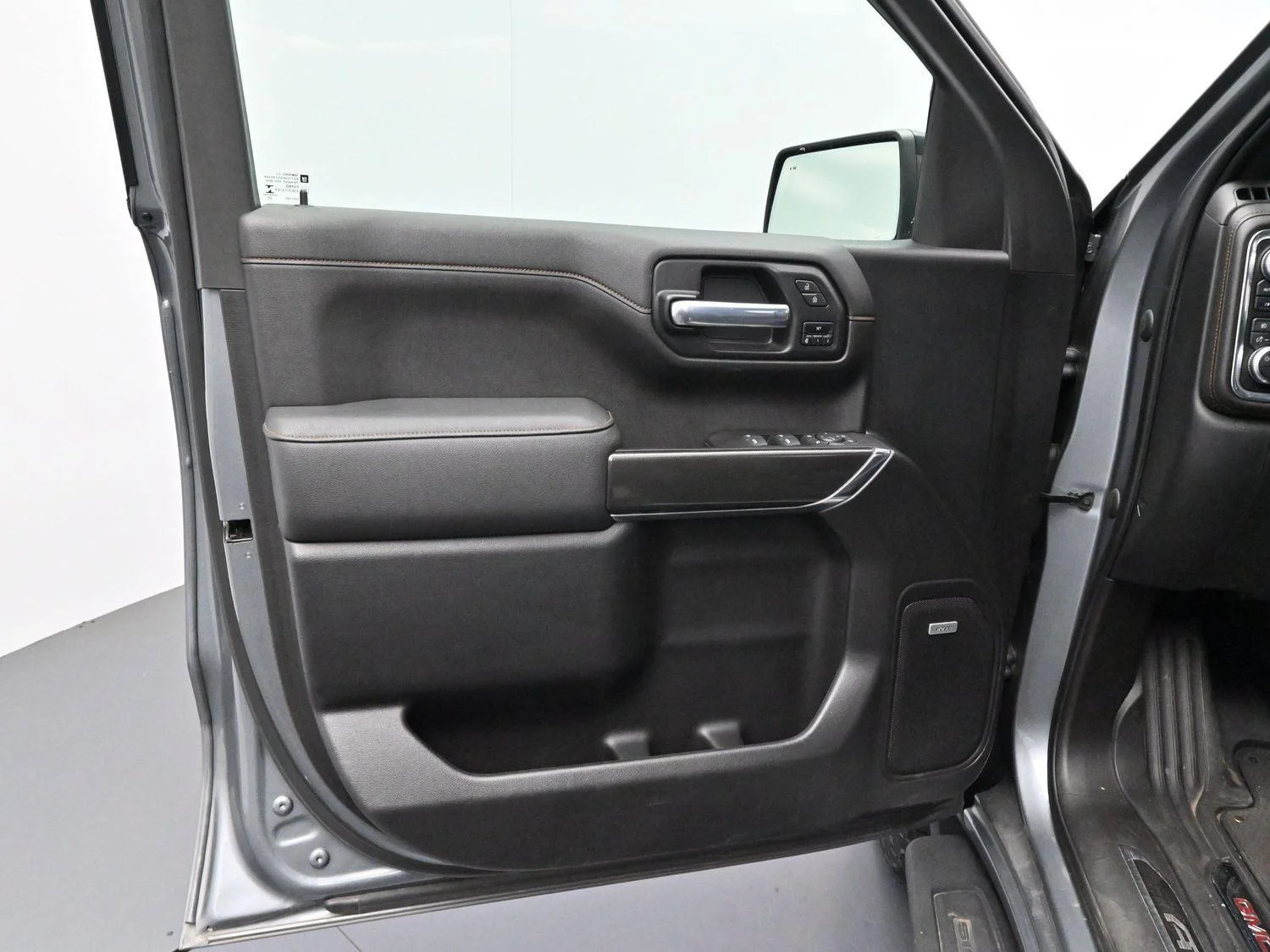 Used 2021 Satin Steel Metallic GMC AT4 image 10