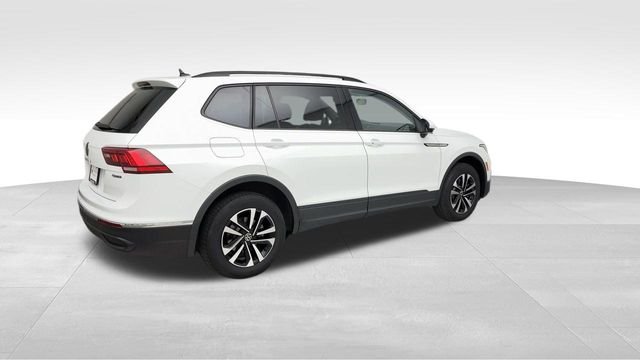 Used 2022 White Volkswagen 2.0T S image 2