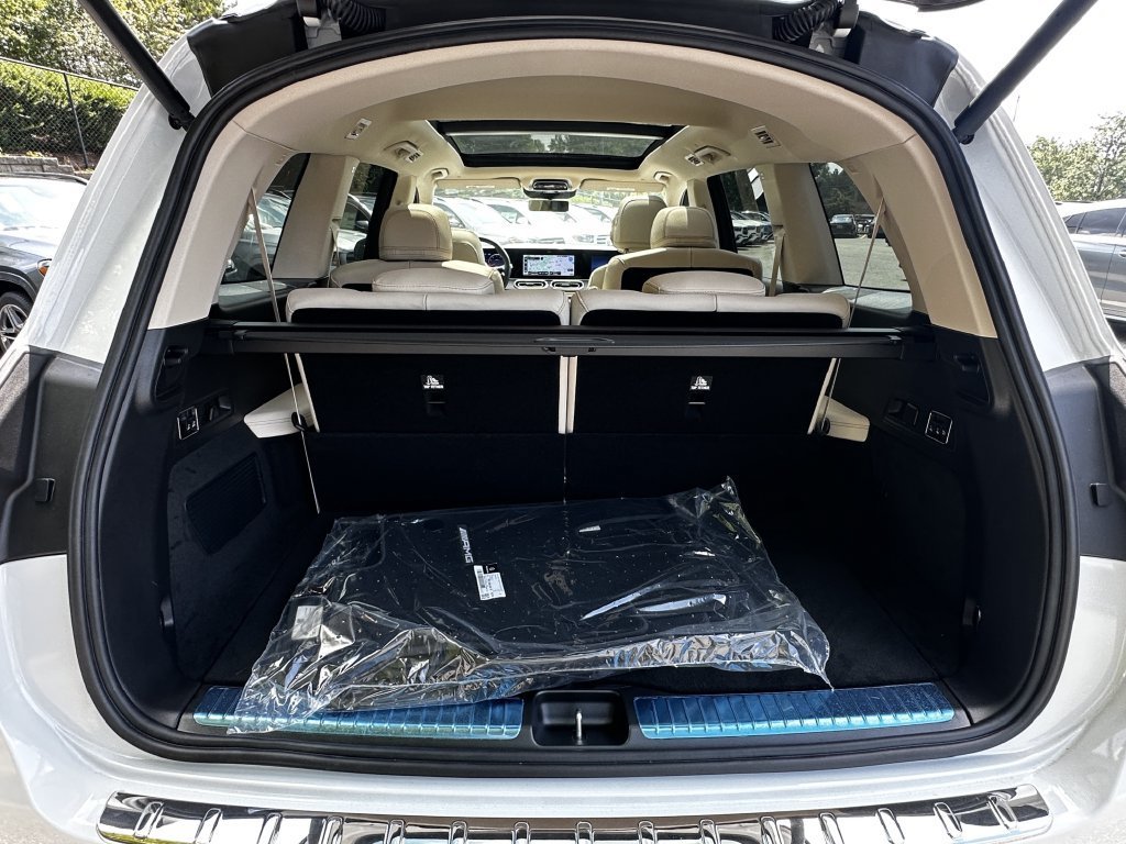 New 2027 MANUFAKTUR Moonlight White Metallic Mercedes-Benz GLS 450 image 60