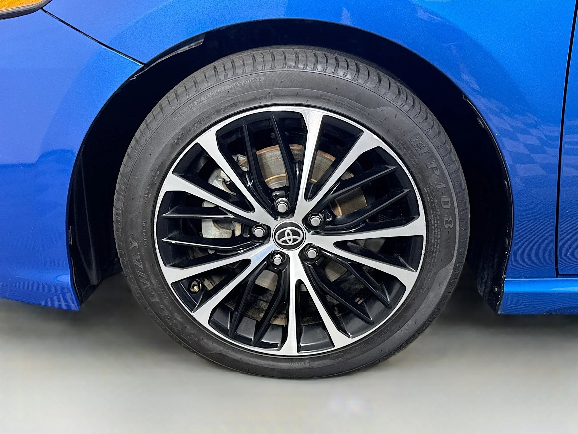 Used 2020 Blue Streak Metallic Toyota SE image 33