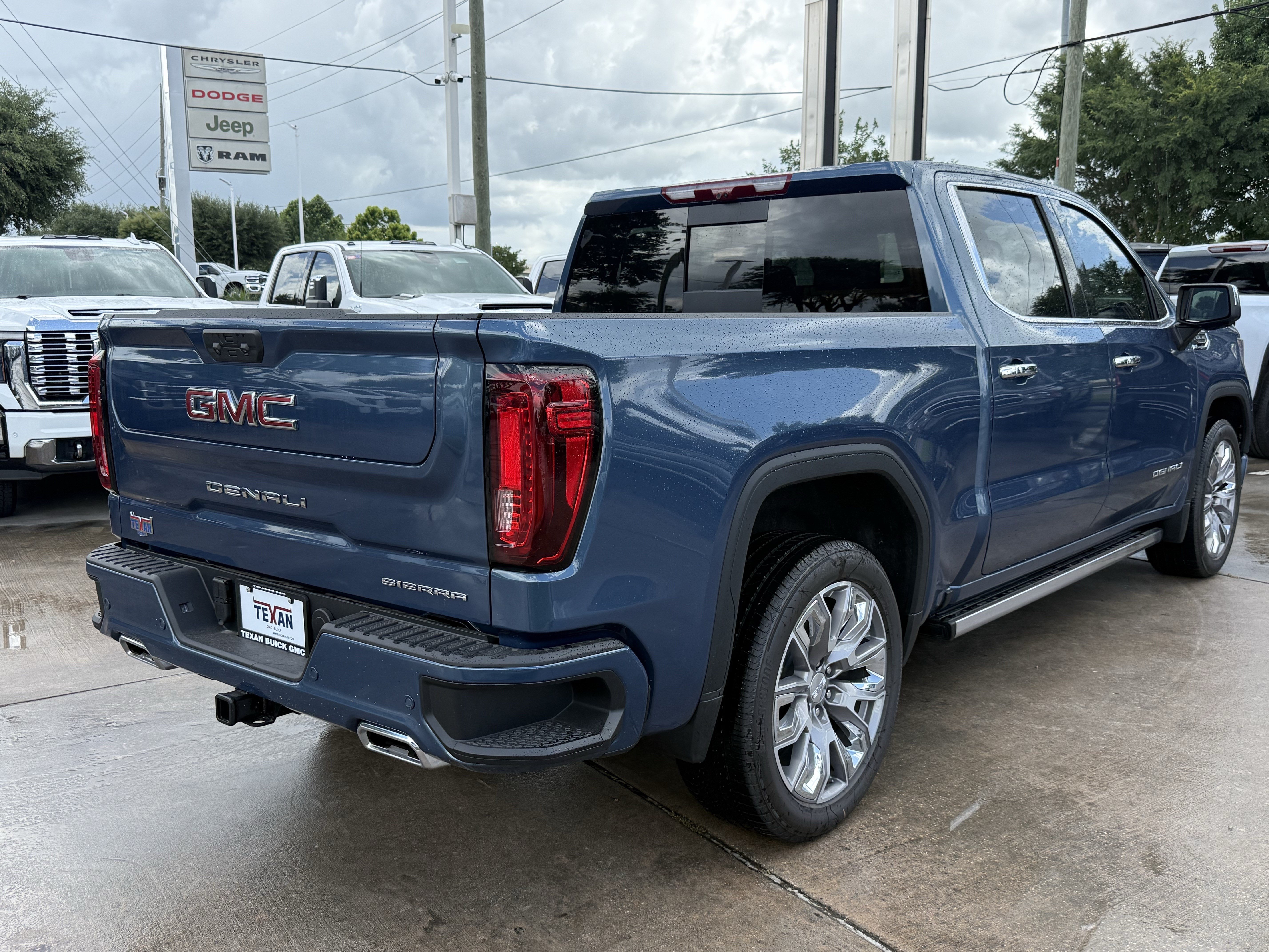 New 2026 DOWNPOUR METALLIC GMC Denali image 4