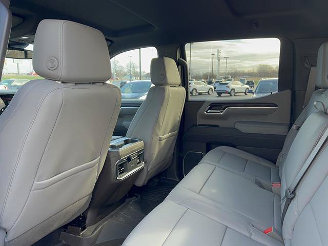 2026 GMC Sierra 1500 SLT - Photo 17