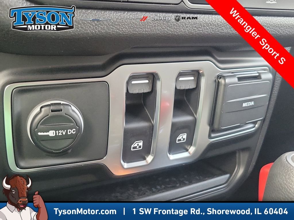 New 2026 Black Clearcoat Jeep Sport S image 28
