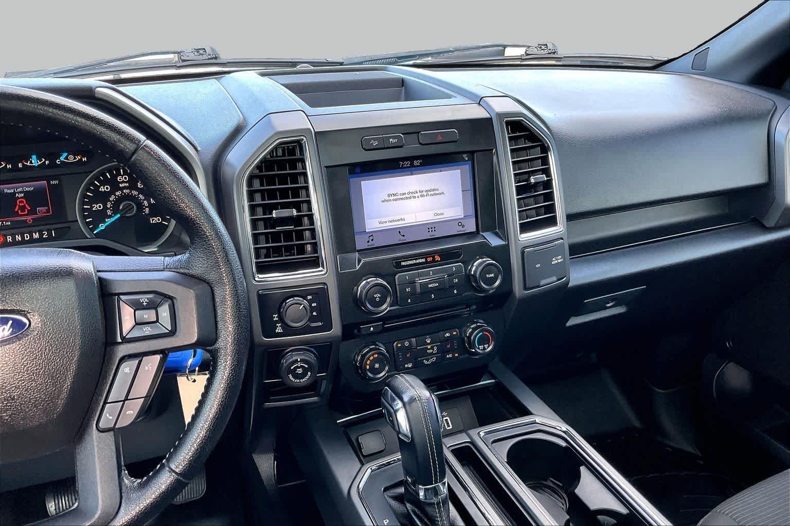 Used 2016 Blue Flame Metallic Ford XLT image 7