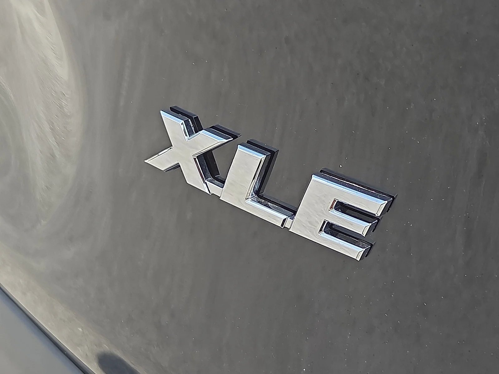 Used 2024 Midnight Black Metallic Toyota XLE Premium image 8
