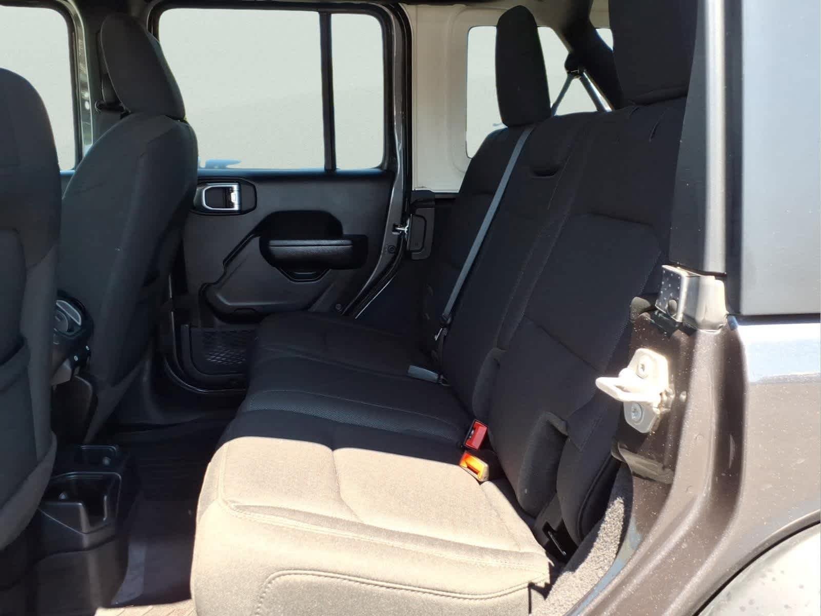 Used 2023 Granite Crystal Metallic Clearcoat Jeep Sport S image 29
