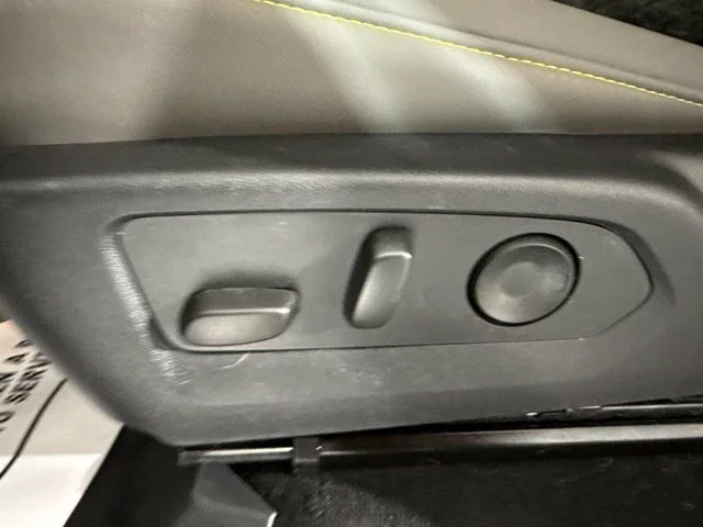 Used 2024 Gray Chevrolet ZR2 image 18