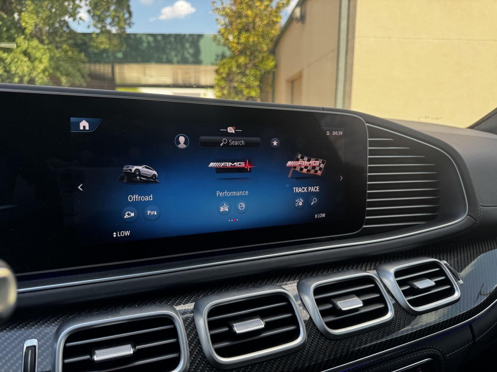 Used 2025 MANUFAKTUR Signature Silicon Grey Mercedes-Benz AMG® GLE 63 S image 20