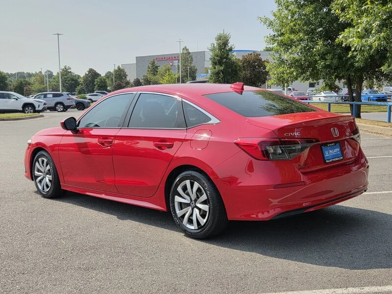 Used 2024 Rallye Red Honda LX image 3