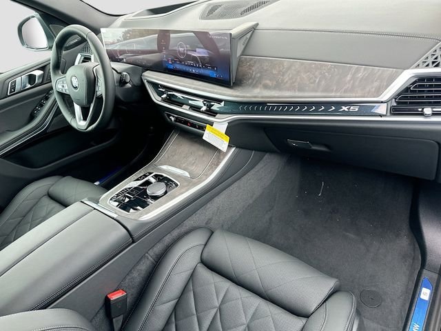 New 2026 Black BMW sDrive40i image 24