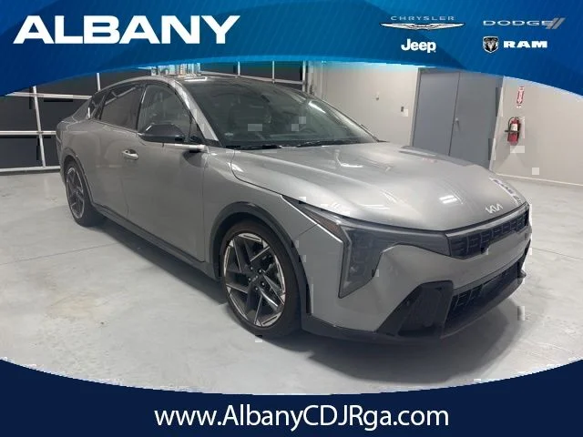 2025 Kia K4 GT-Line AT's photo
