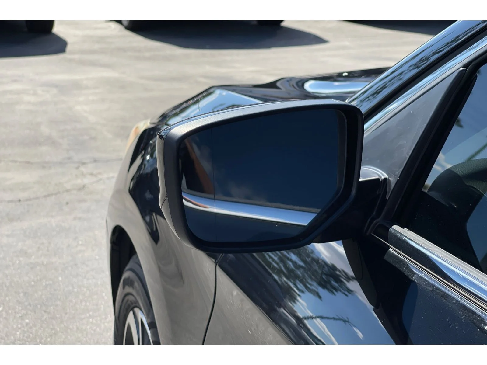 Used 2017 Crystal Black Pearl Honda LX image 11