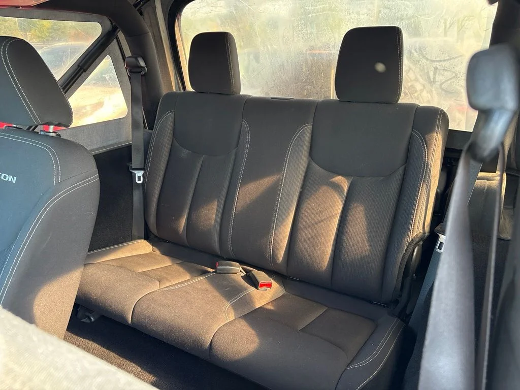 Used 2015 Silver Jeep Rubicon image 10