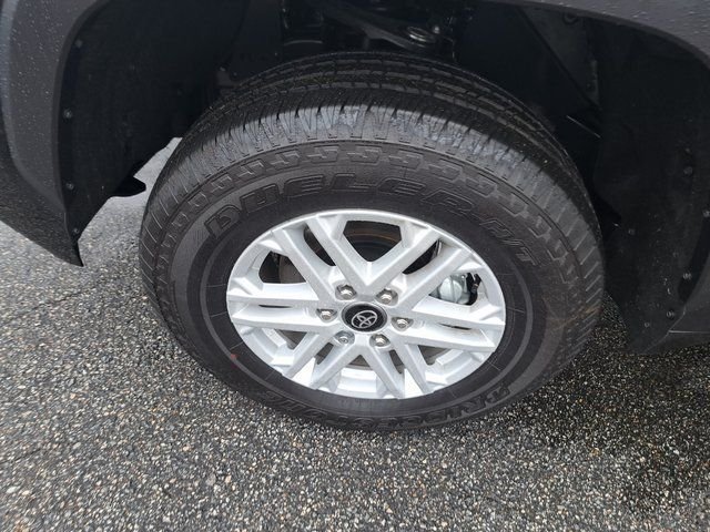 2026 Toyota Tundra SR5 - Photo 14