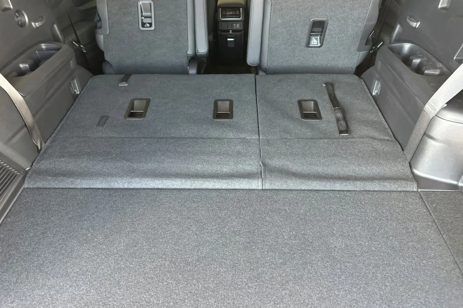 New 2026 CRYSTAL WHITE PEARL Subaru Premium 7-Passenger image 15