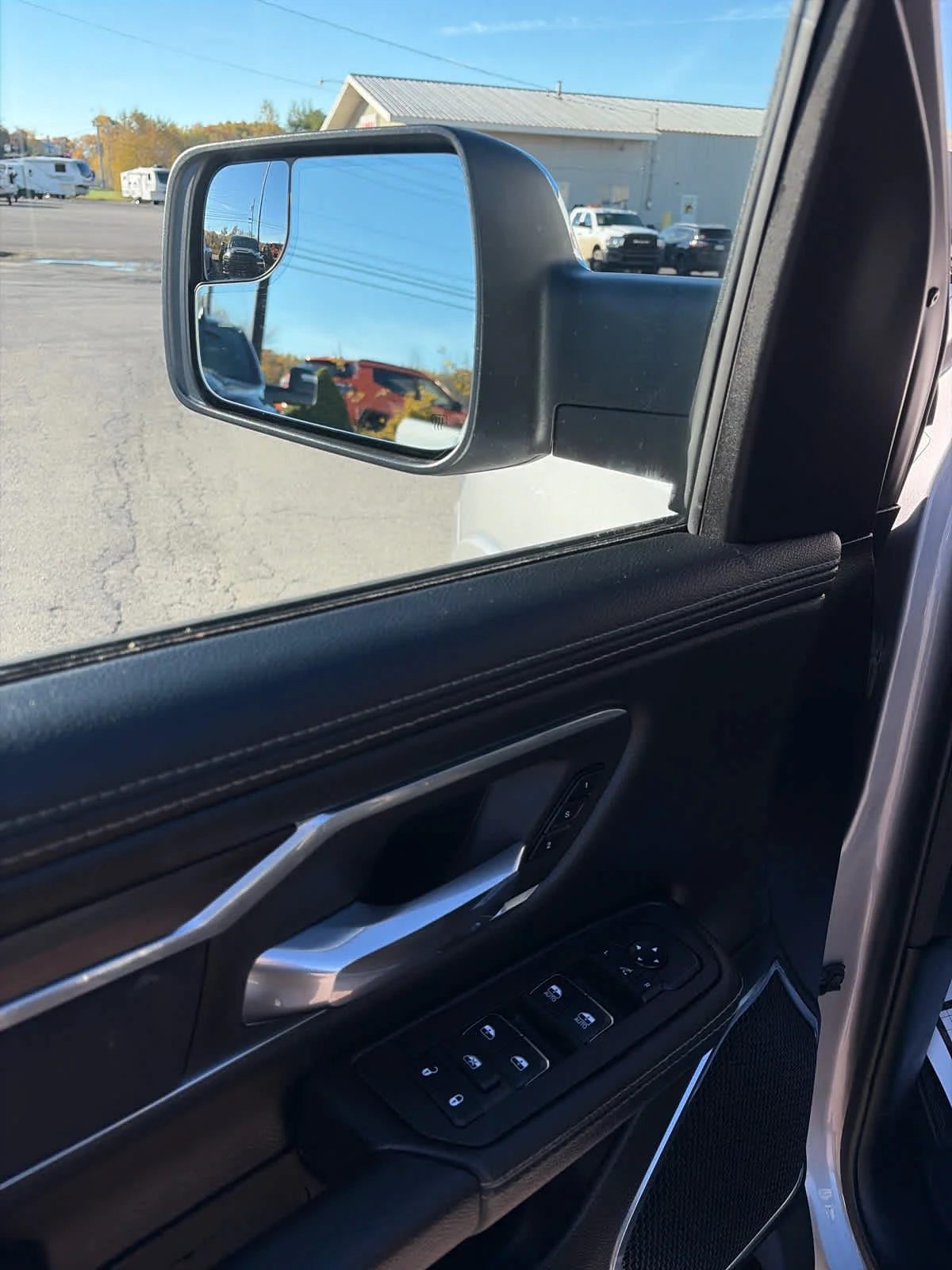 Used 2026 Billet Silver Metallic Clearcoat Ram Laramie image 13