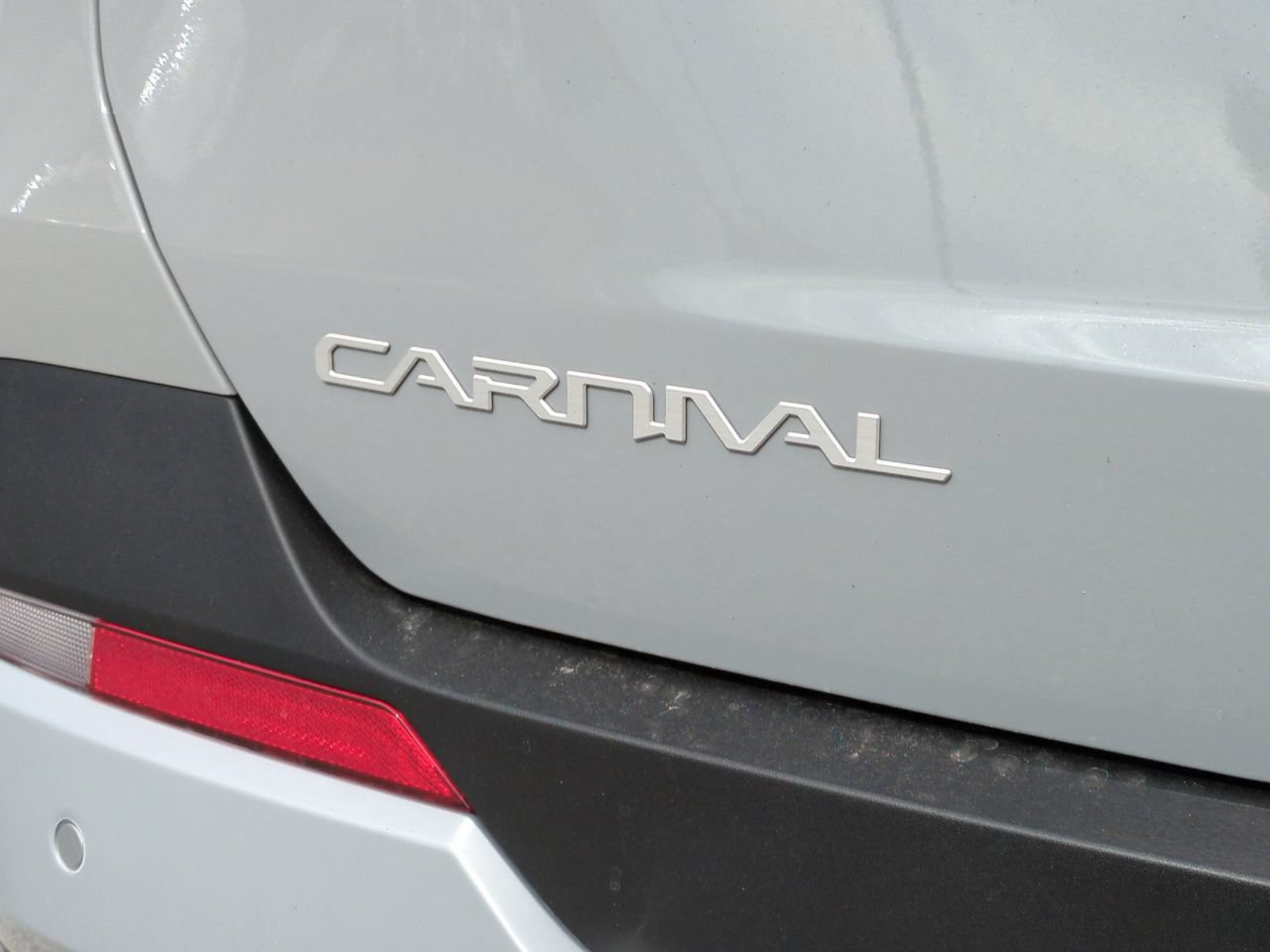 New 2026 Ceramic Silver Kia EX image 15