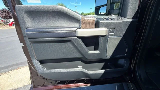 Used 2018  Ford  image 20