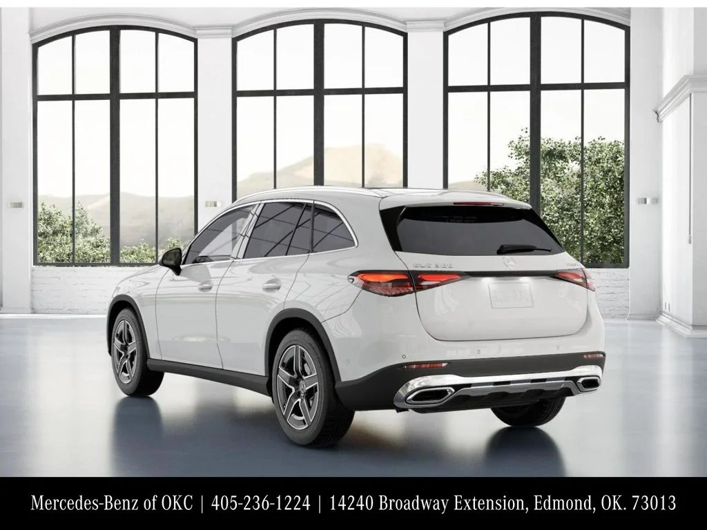 Used 2026 White Mercedes-Benz GLC 300 image 28
