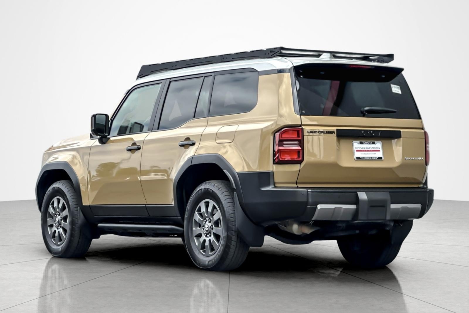 Used 2025 TRAIL DUST Toyota  image 3