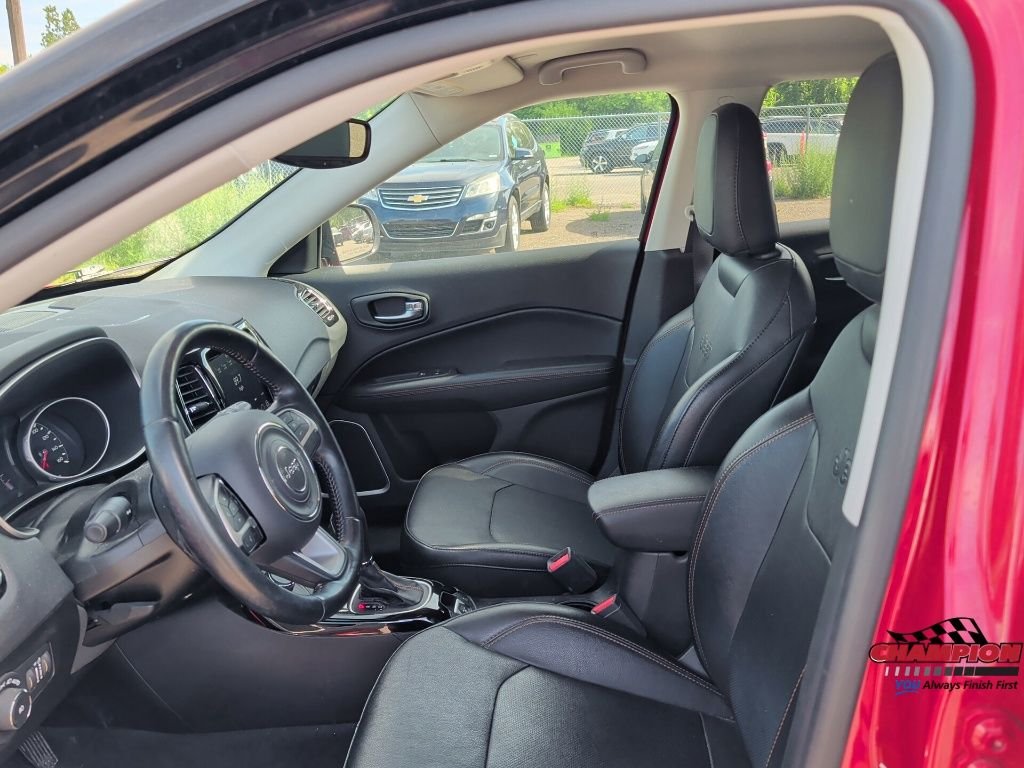 Used 2020 Red Jeep Limited image 13