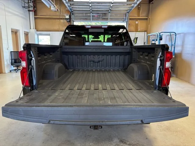 Used 2022 Black Chevrolet LTZ image 25