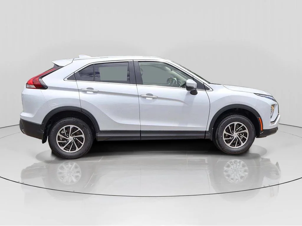 2026 Mitsubishi Eclipse Cross ES - Photo 8
