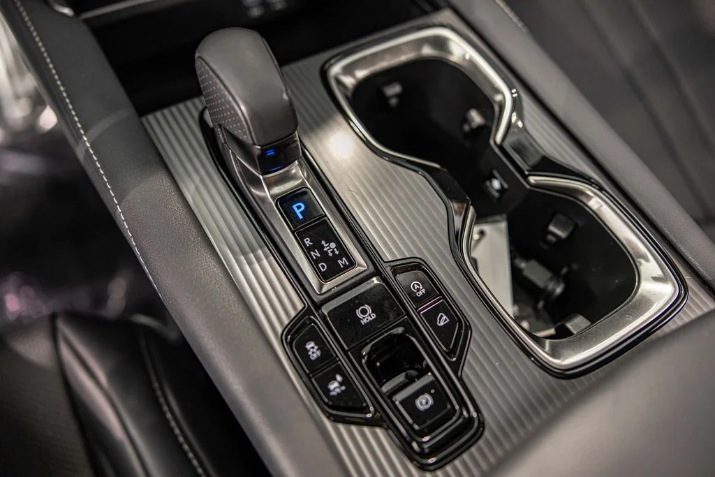 Used 2024 White Lexus 350 F Sport Handling image 28