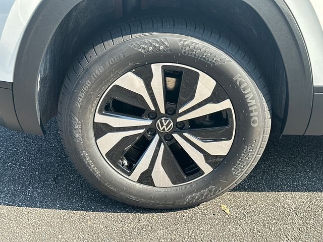 New 2026 White Volkswagen SE image 16