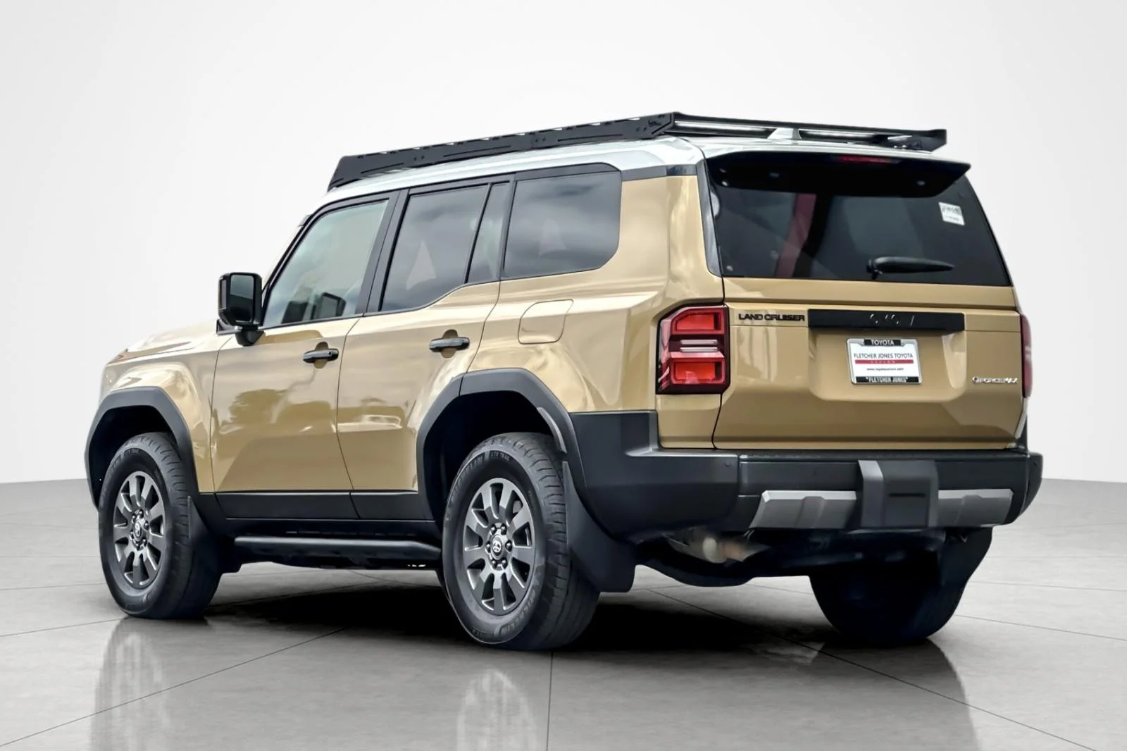 Used 2025 TRAIL DUST Toyota  image 3