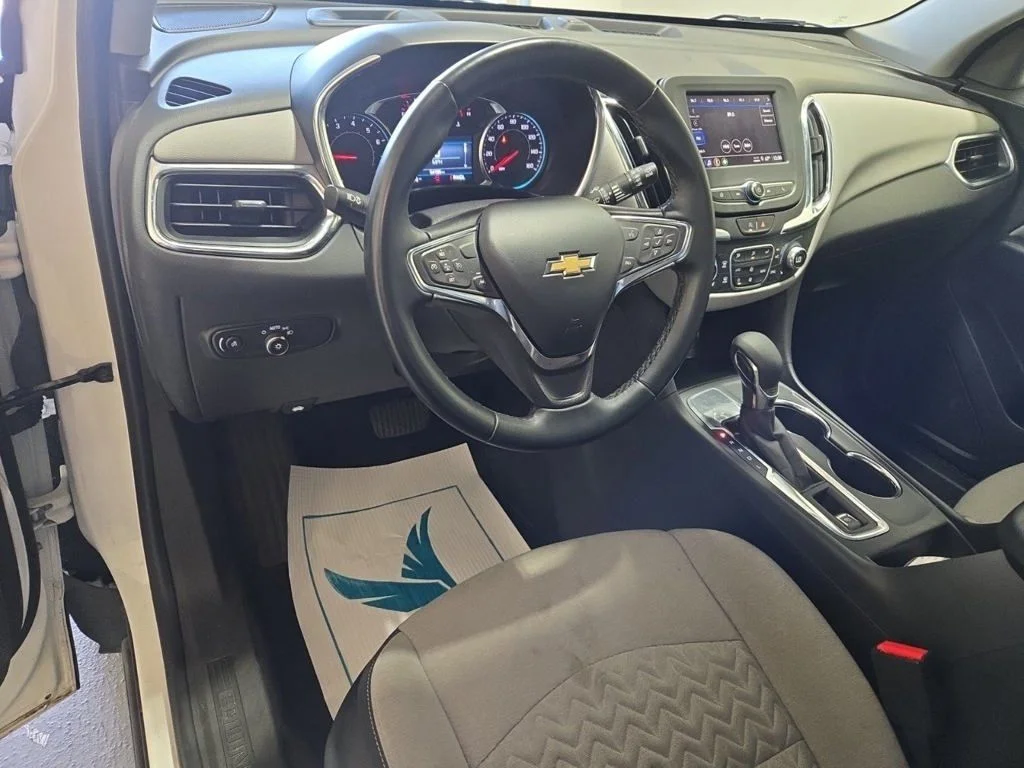 Used 2024 White Chevrolet LT image 9