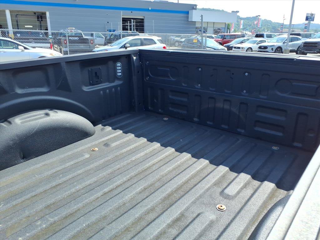 Used 2016 Blue Ford XLT image 10