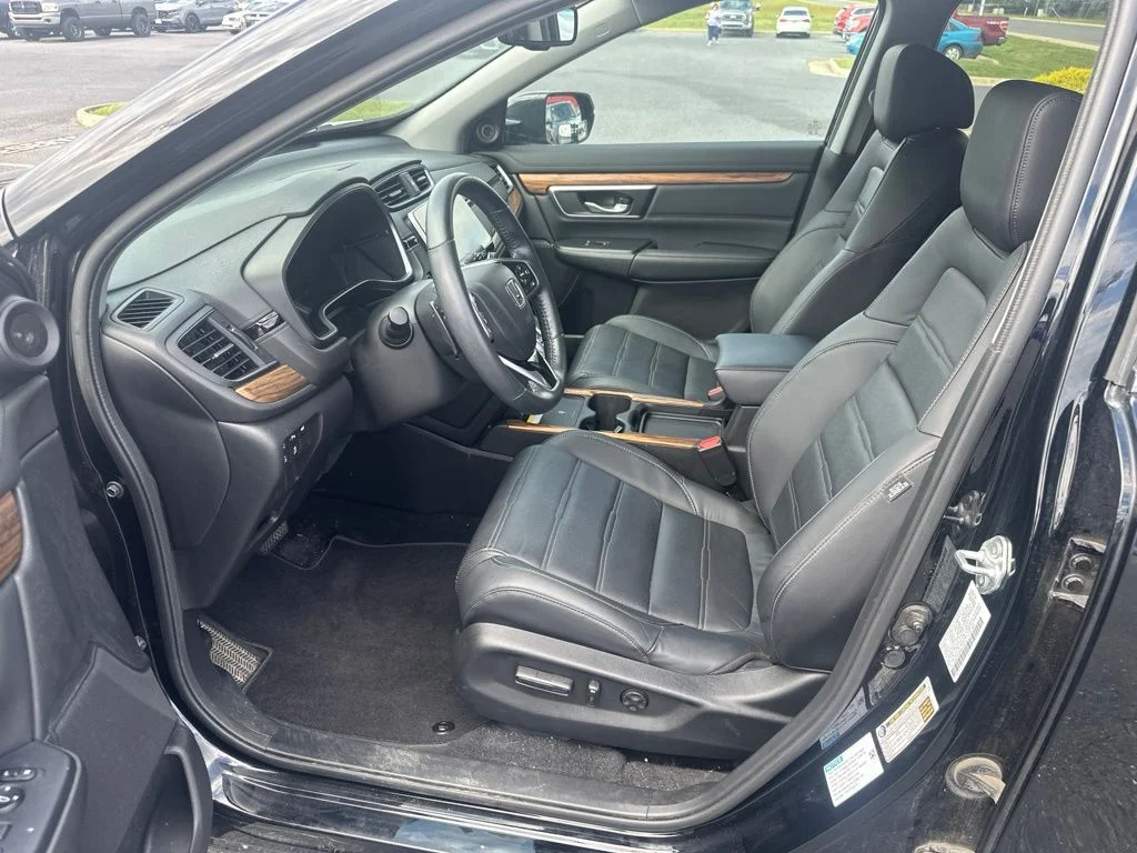 Certified Used 2021 Crystal Black Pearl Honda Touring image 9