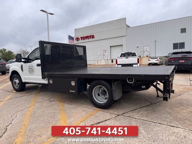 Used 2020 White Ford XL image 9