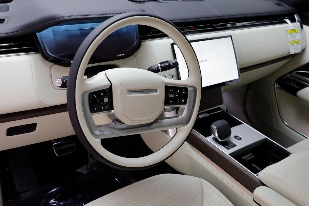 2025 Land Rover Range Rover SE - Photo 9