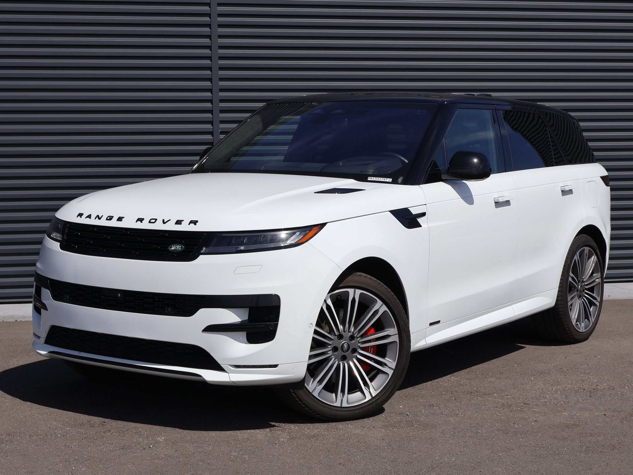 Used 2023 Fuji White Land Rover Autobiography image 1