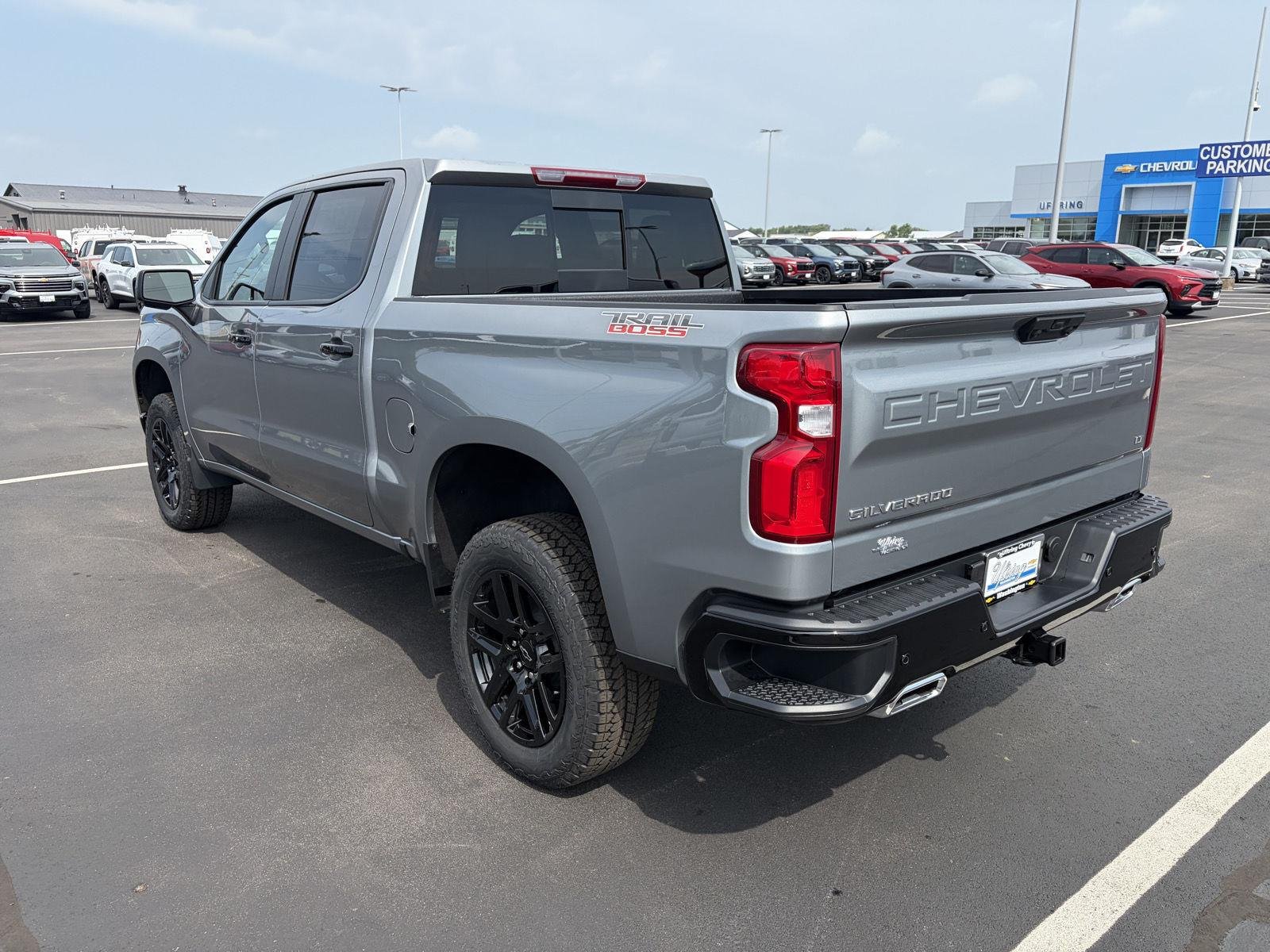 2026 Chevrolet Silverado 1500 LT Trail Boss - Photo 7