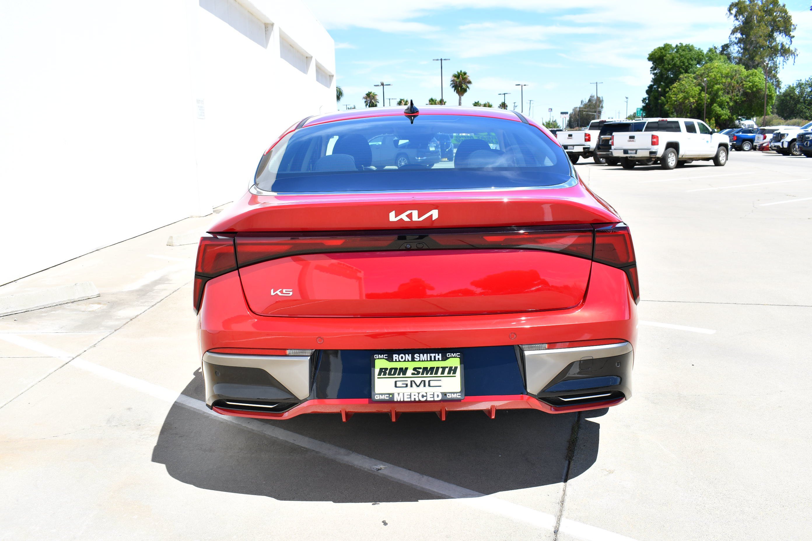 2025 Kia K5 LXS - Photo 7