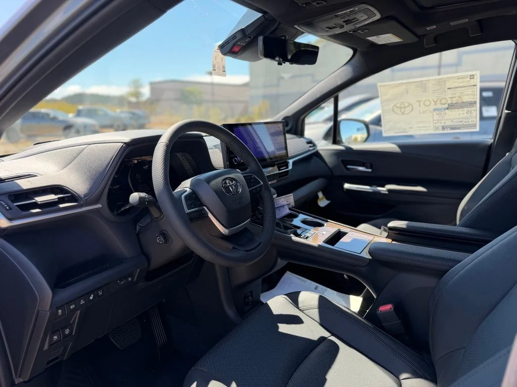 New 2026  Toyota Platinum image 6