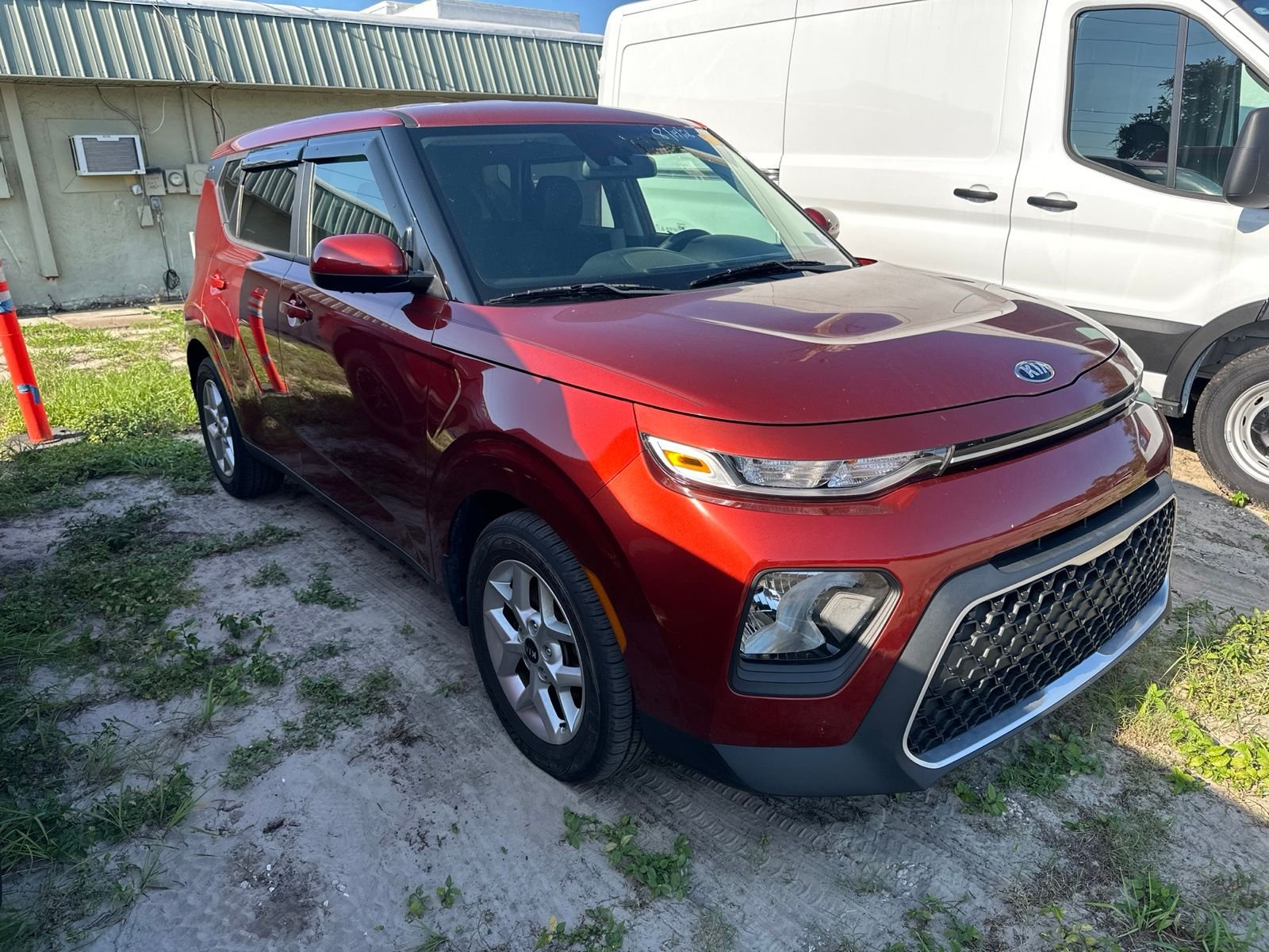 Used 2020 Mars Orange Kia S image 3