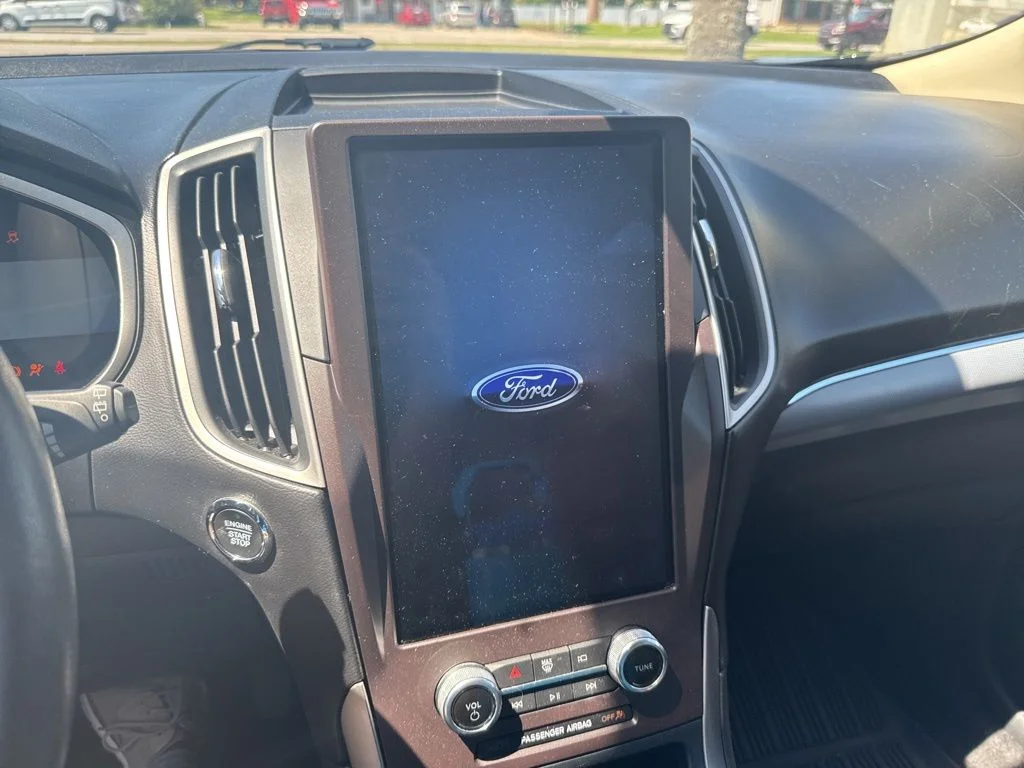 Certified Used 2021 Black Ford SEL image 7