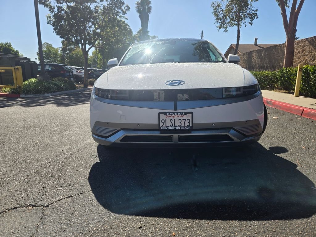 Used 2024 White Hyundai Limited image 2